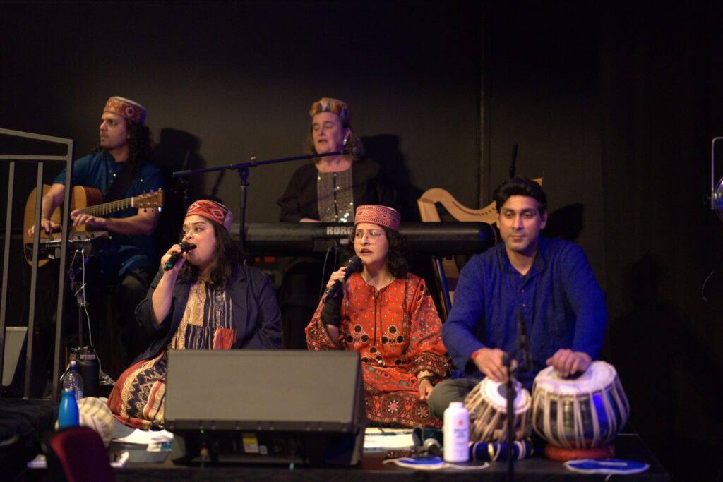 Pitārā: The Prayas Band