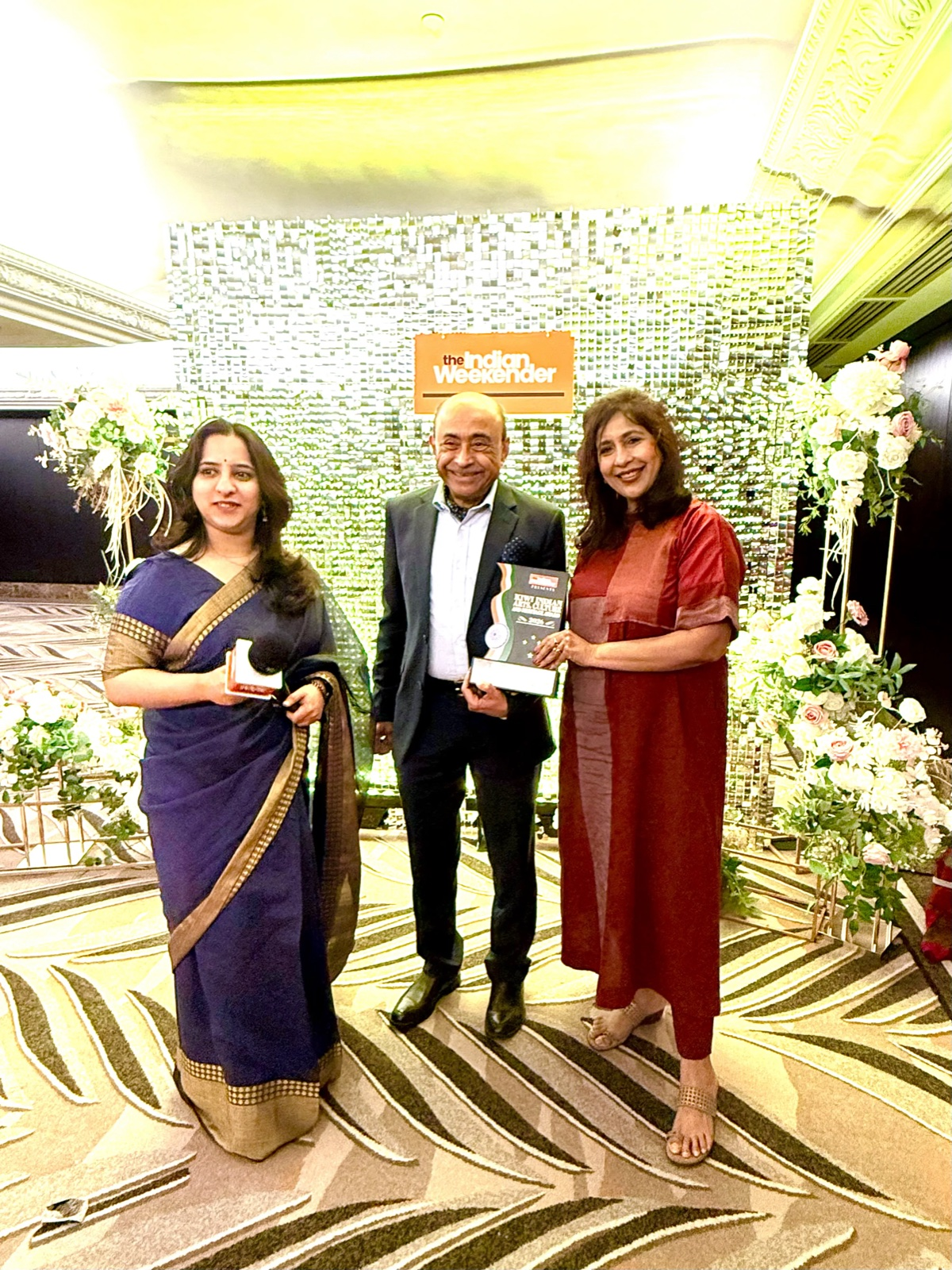 Prayas co-founders with the award